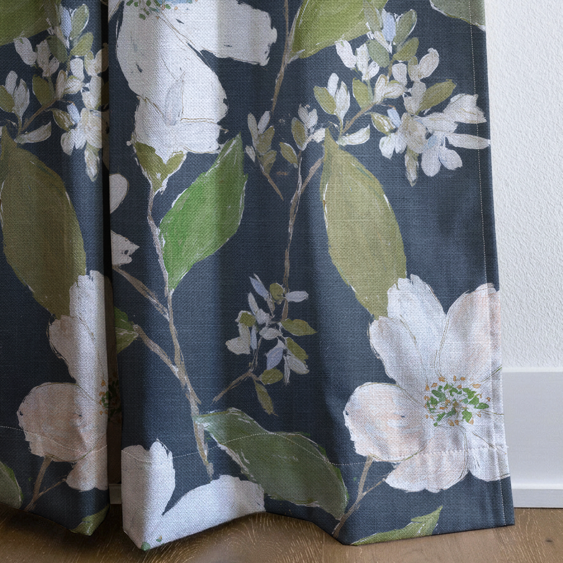 Sorrel - Drapery — corner closeup