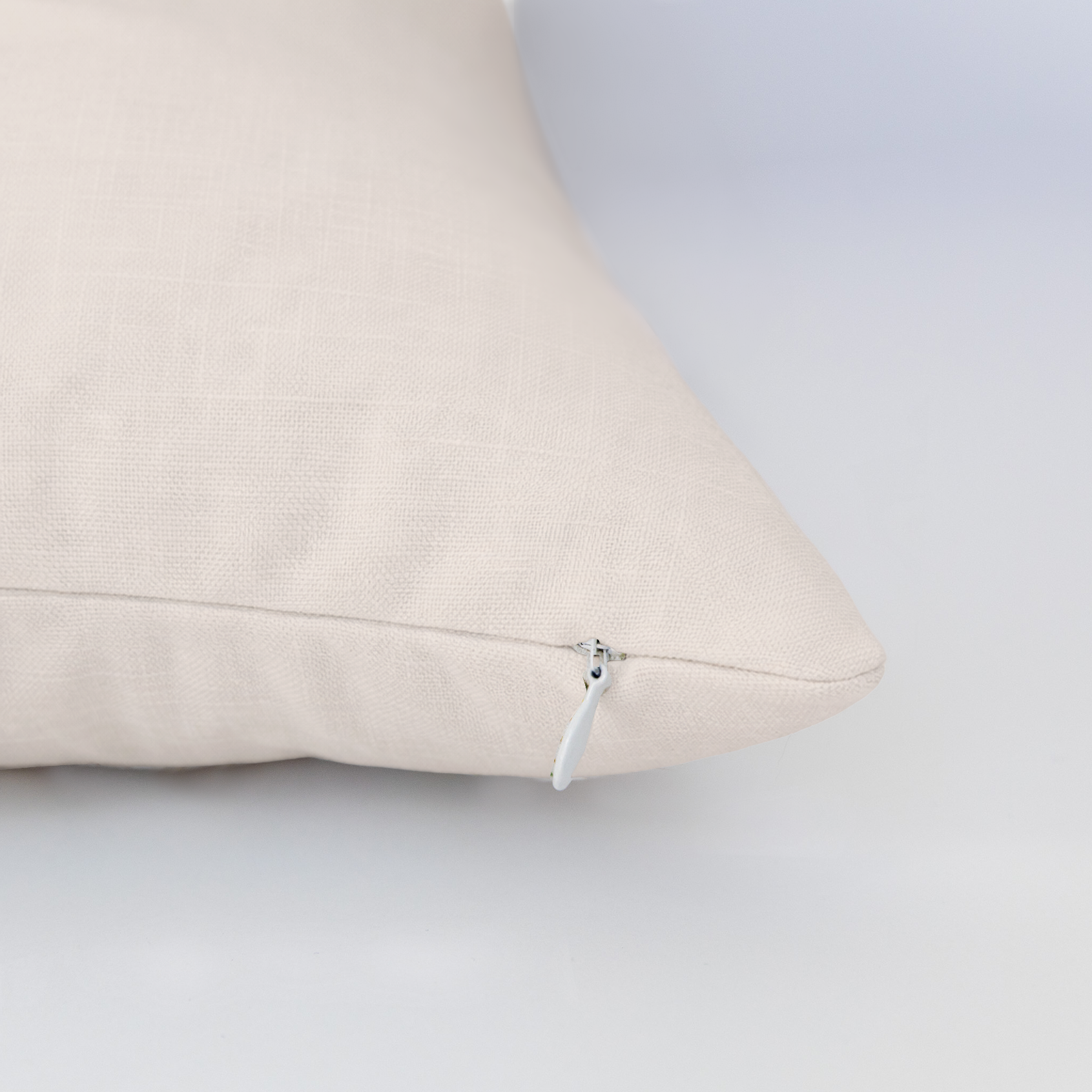 LP065102 LP065102_edge_zipper_light.png