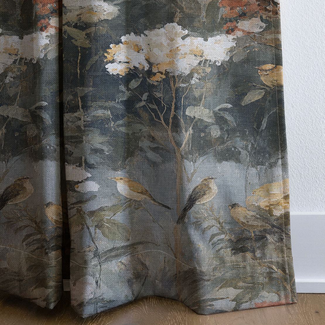 Jardin - Drapery — corner closeup