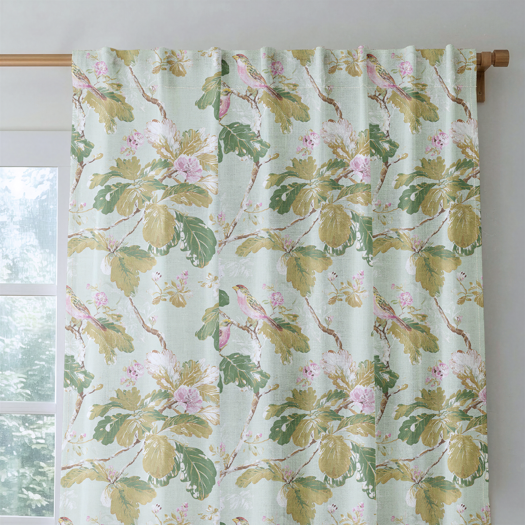 Maine - Drapery — rod