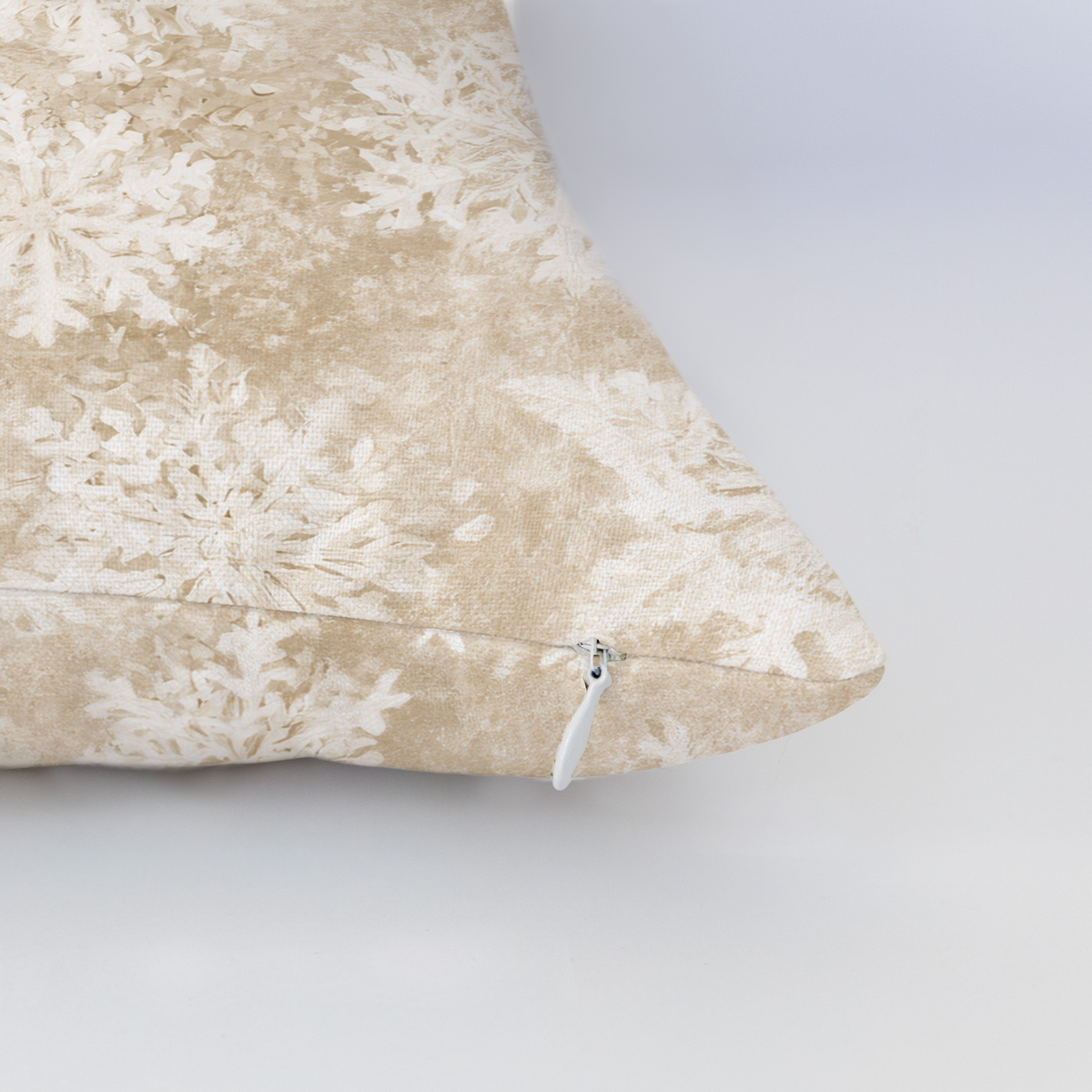 LP133978 LP133978_edge_zipper_light.png