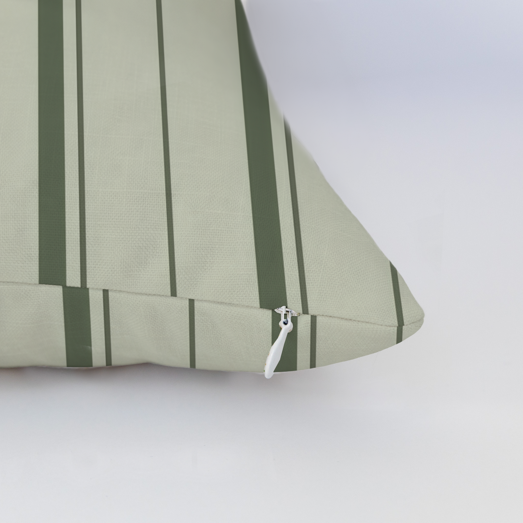 LP138085 LP138085_edge_zipper_light.png