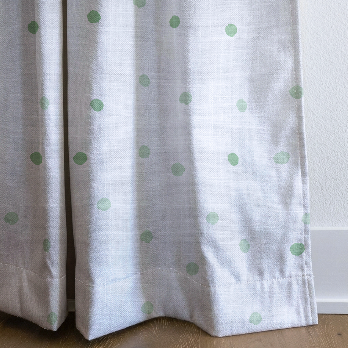 Green Aria - Drapery — corner closeup