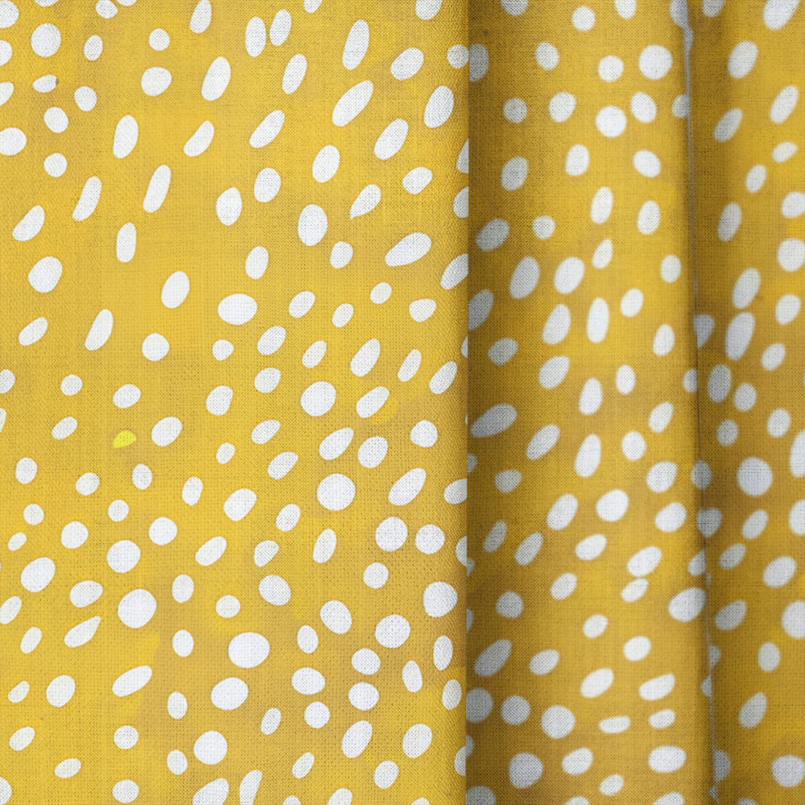 Sunny Speckle - Drapery — close up