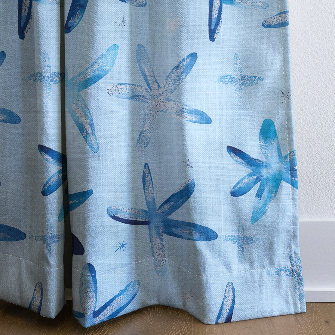 Snowy Sparkle - Drapery — corner closeup