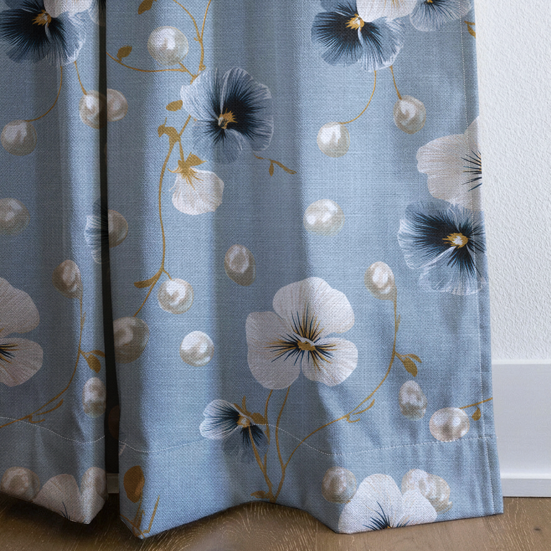Flower Pearls - Drapery — corner closeup