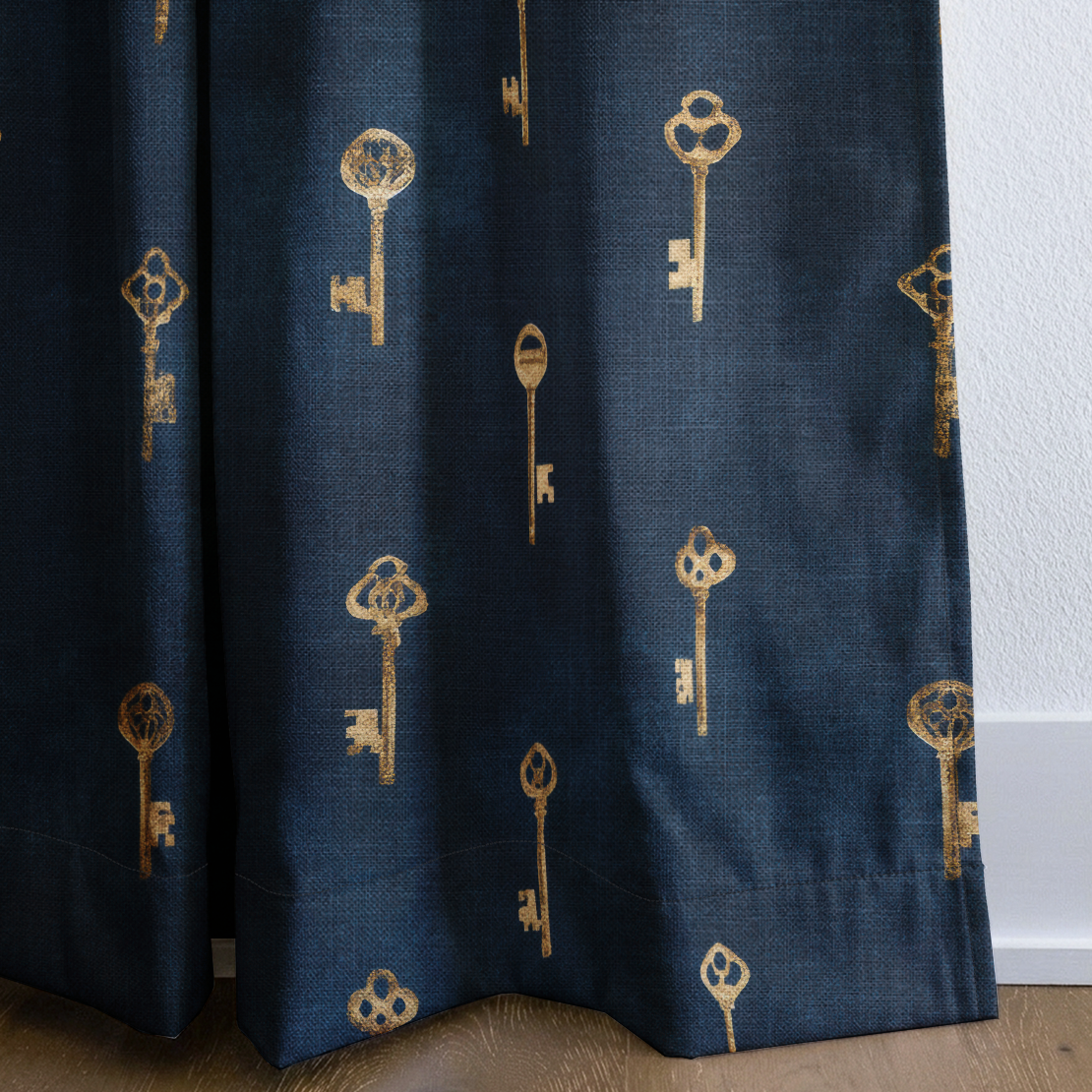 Golden Gate - Drapery — corner closeup