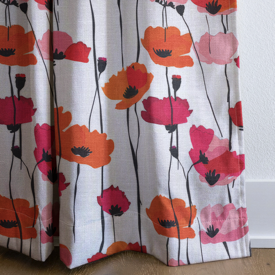 Piper's Poppy Parade - Drapery — corner closeup