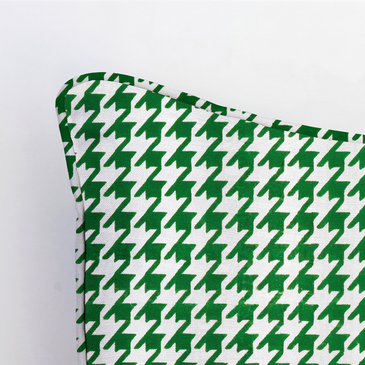 LP207295 LP207295_corner_closeup_light.png