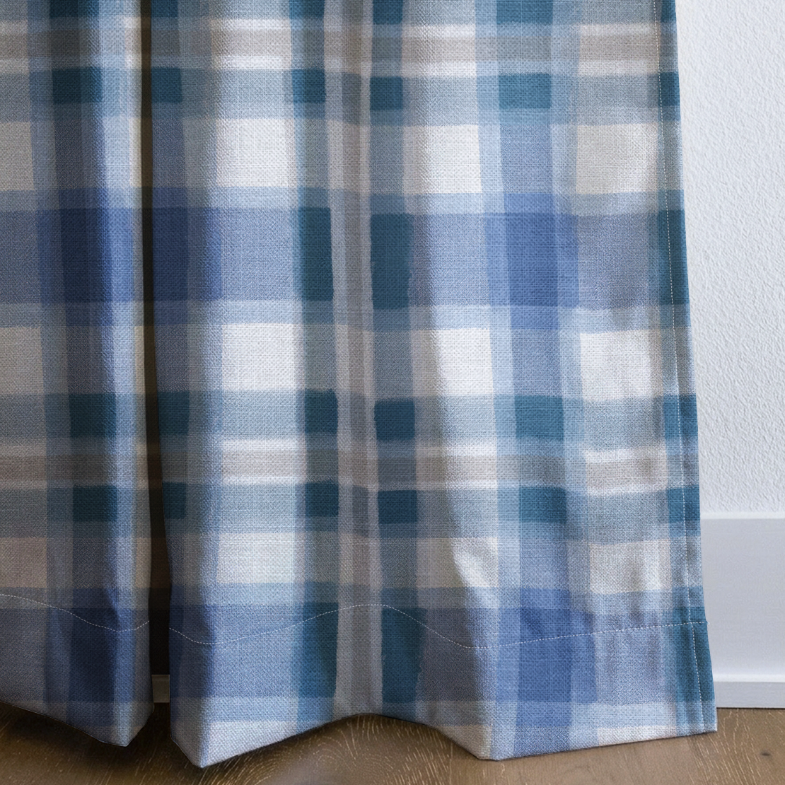 Brett - Drapery — corner closeup