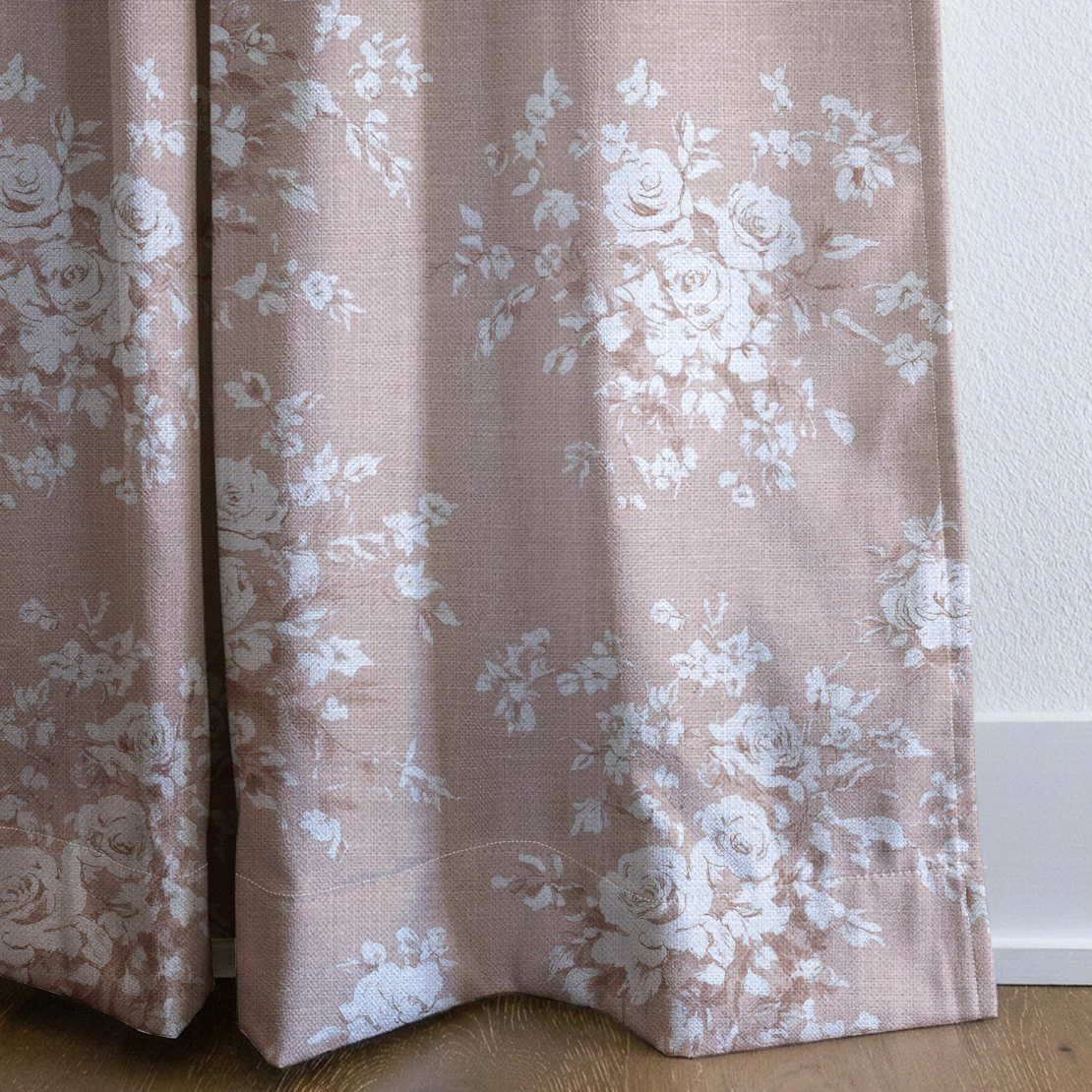 Townes - Drapery — corner closeup