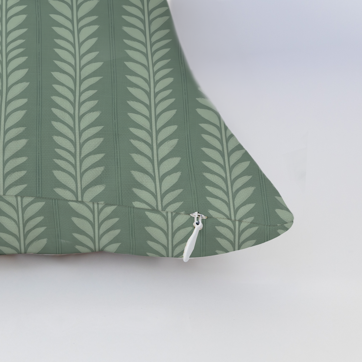 LP240181 LP240181_edge_zipper_light.png