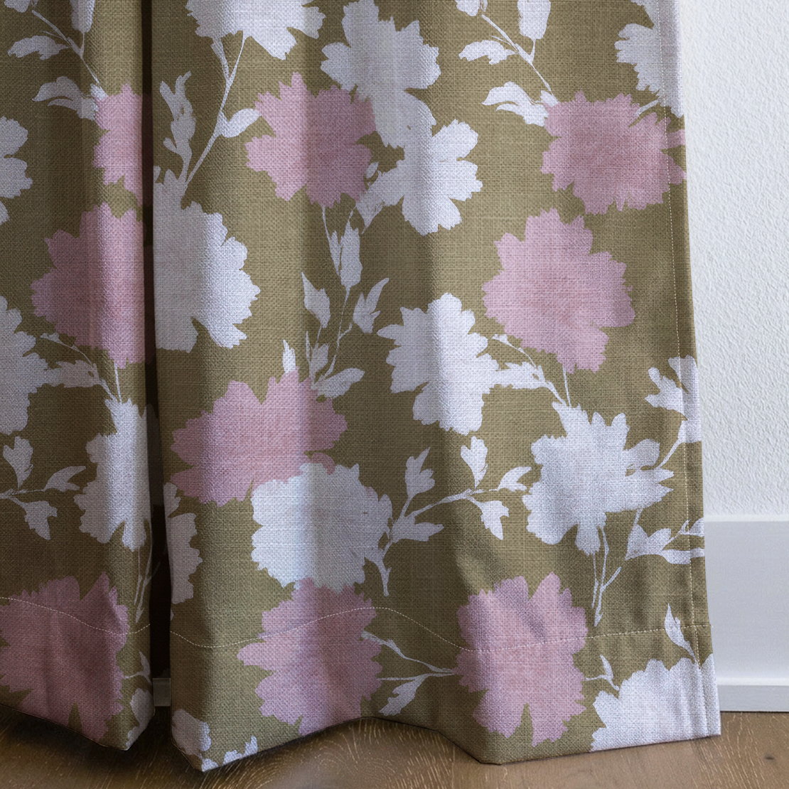 Cambridge Orchard - Drapery — corner closeup