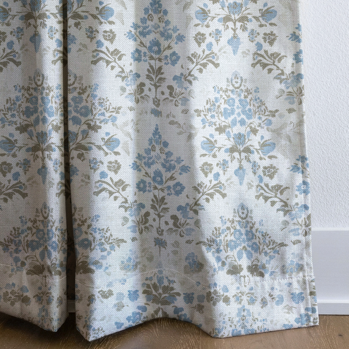 Palmetto Porch - Drapery — corner closeup