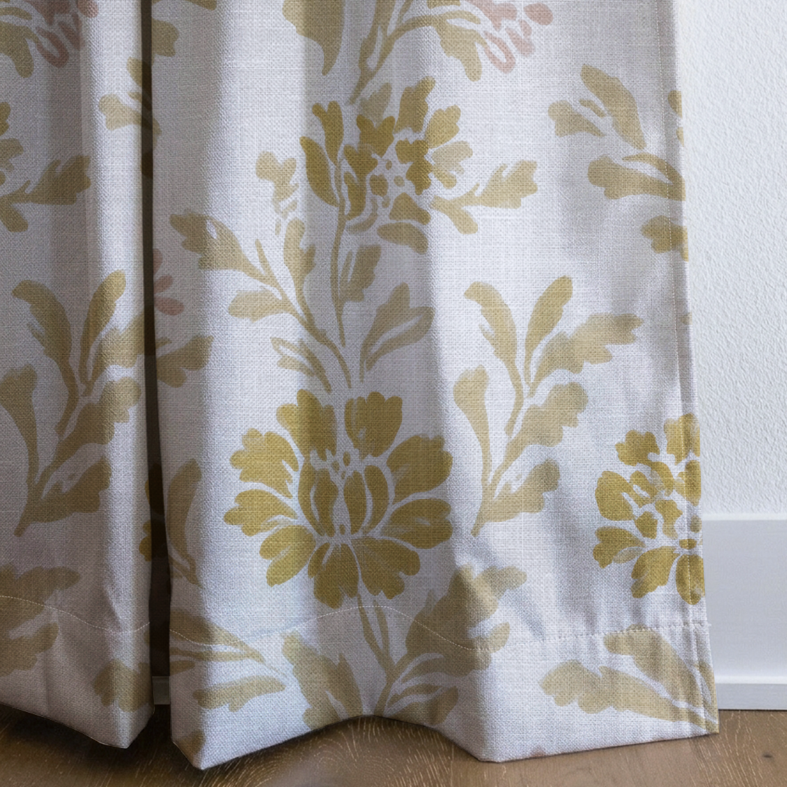 Chatham Vines - Drapery — corner closeup