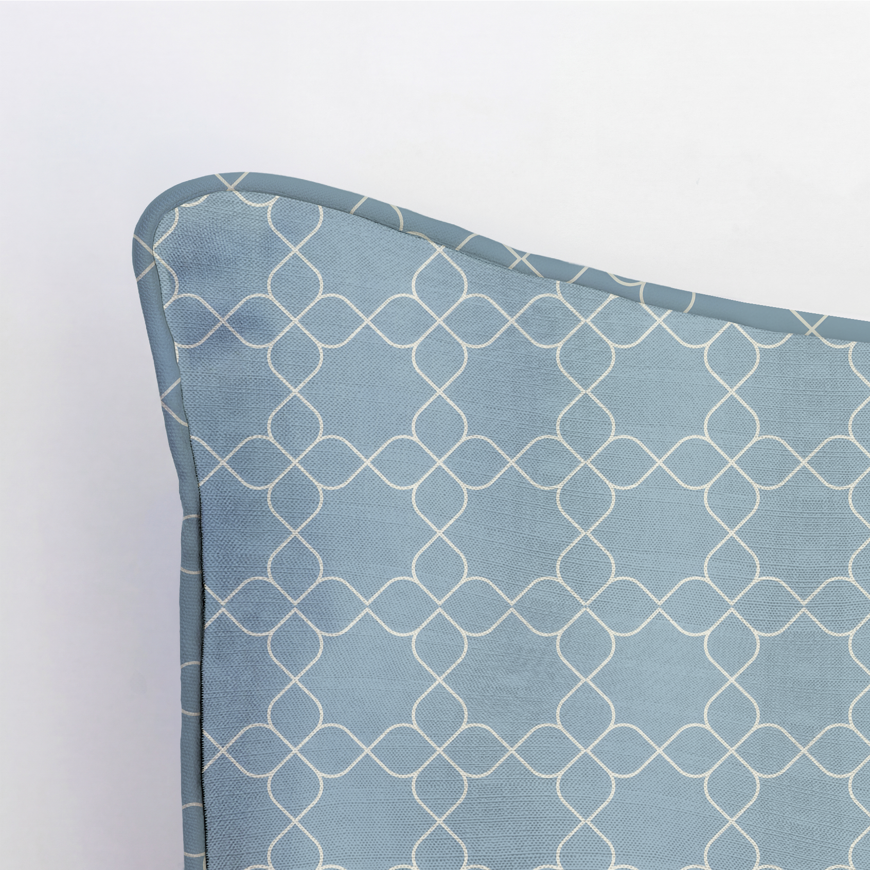 LP329479 LP329479_corner_closeup_light.png