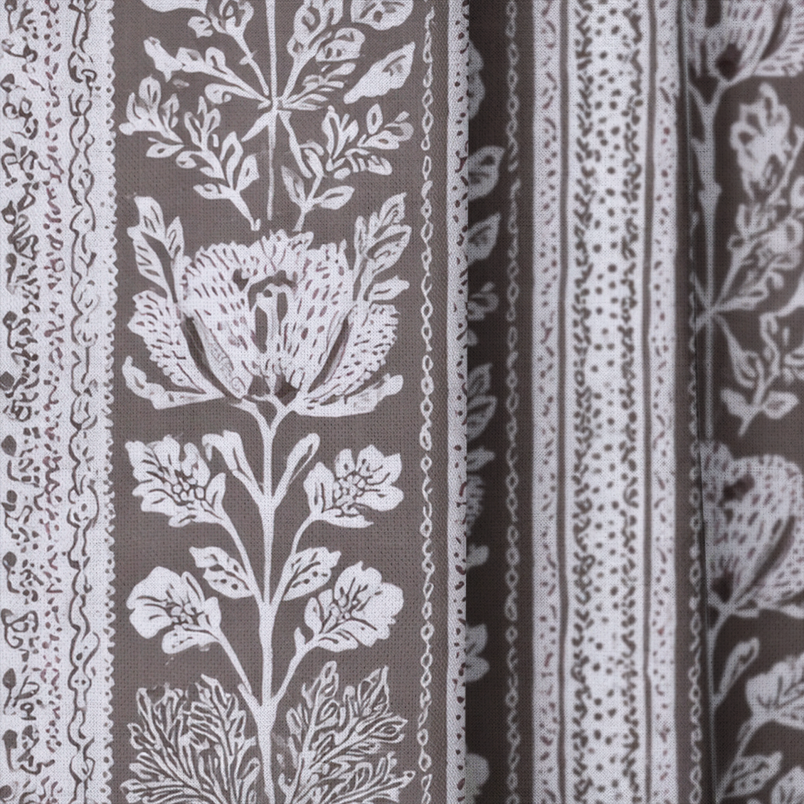 Amberleaf - Drapery — close up