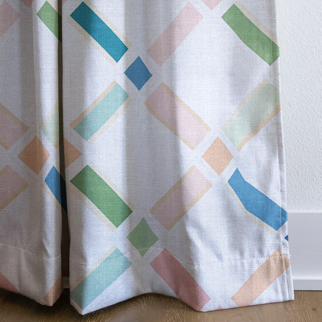 Scout - Drapery — corner closeup