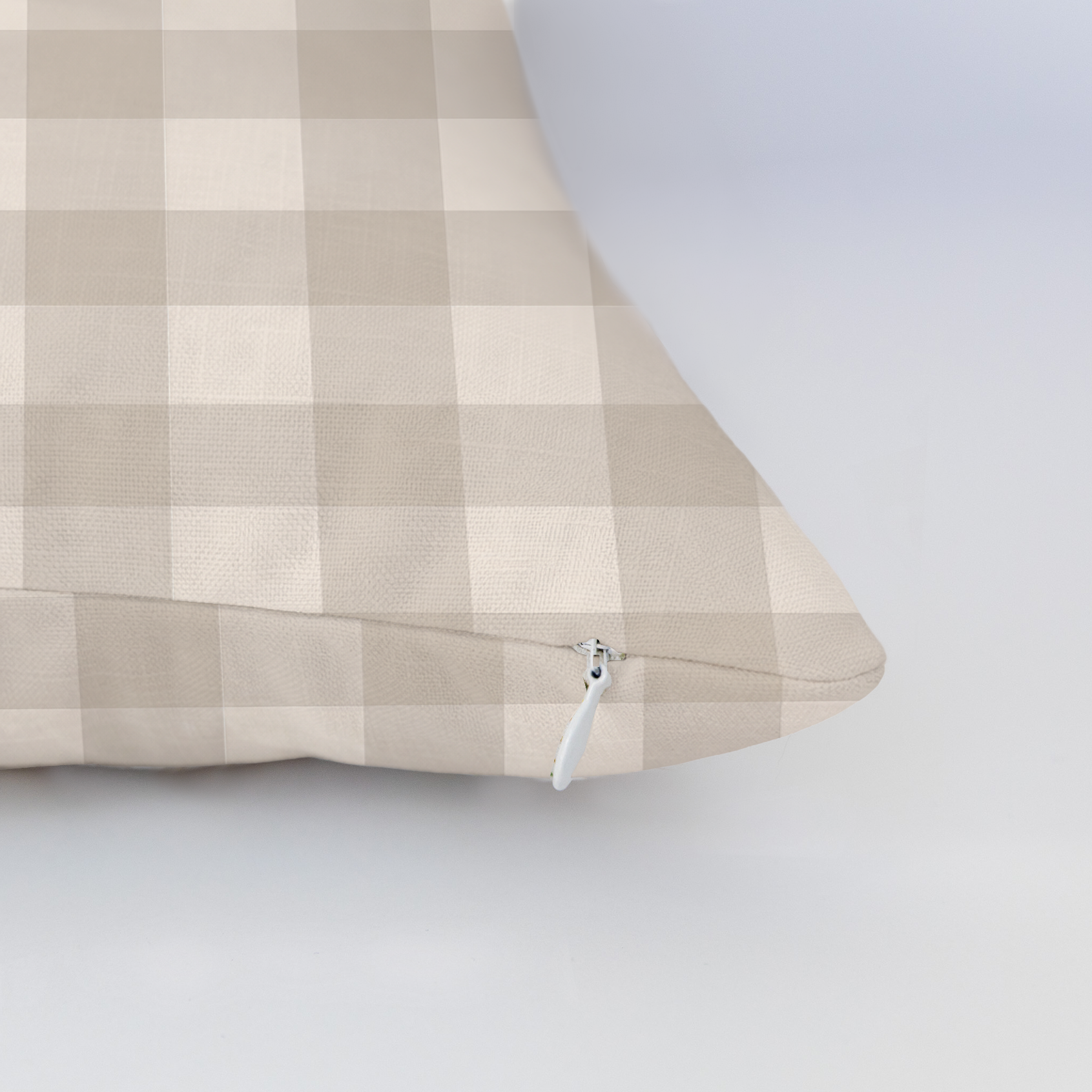 LP426360 LP426360_edge_zipper_light.png