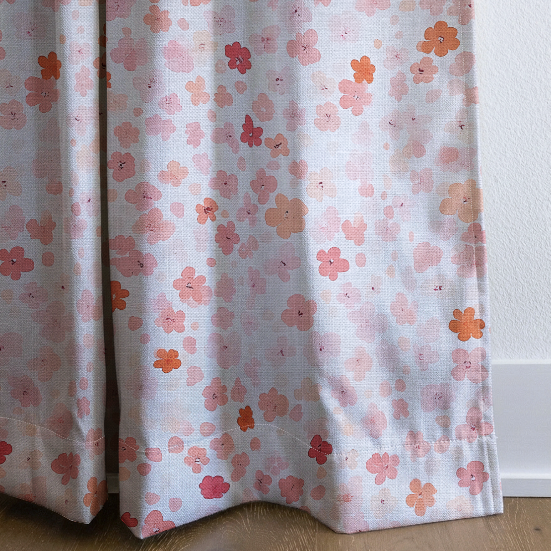 Poppy - Drapery — corner closeup