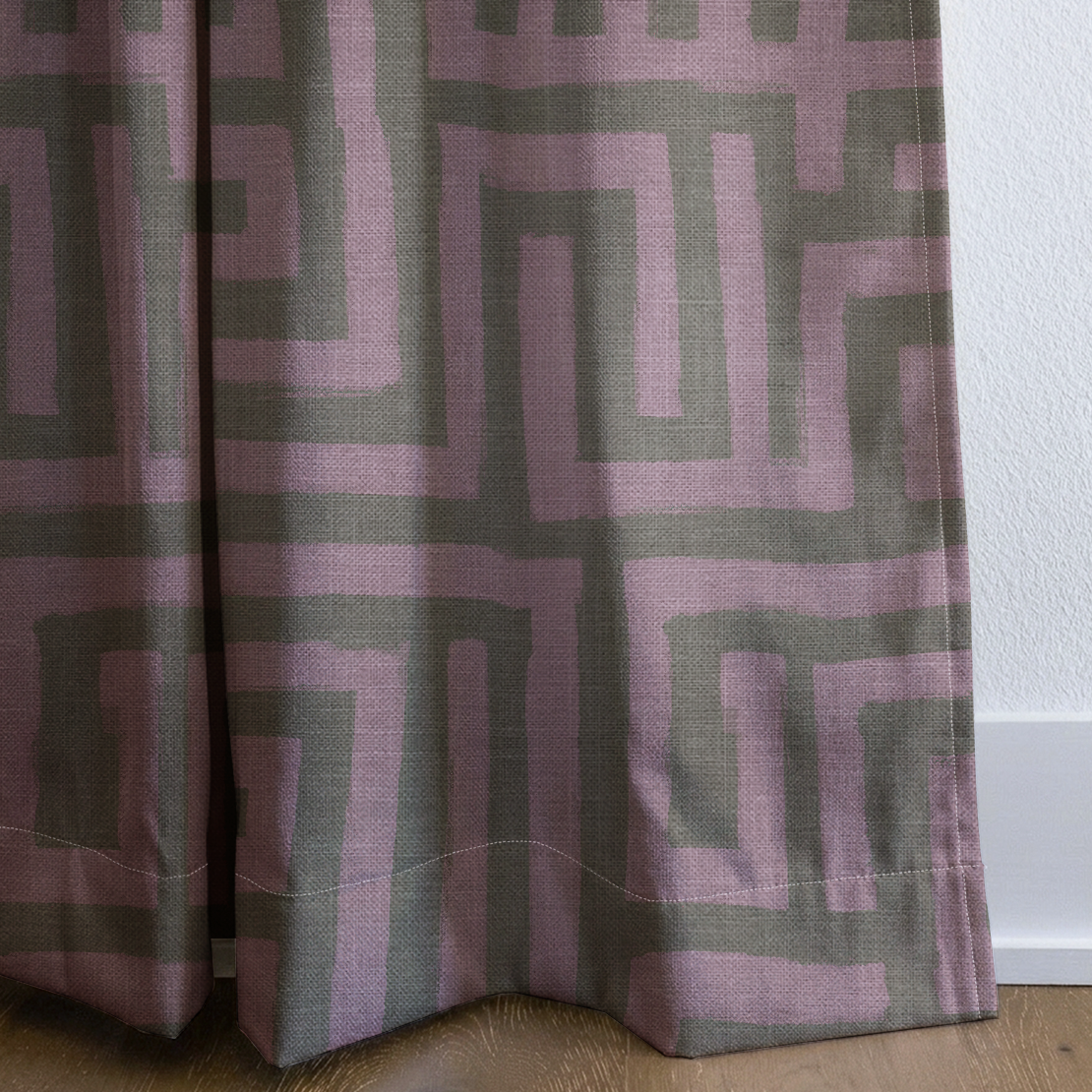 Kensington Maze - Drapery — corner closeup