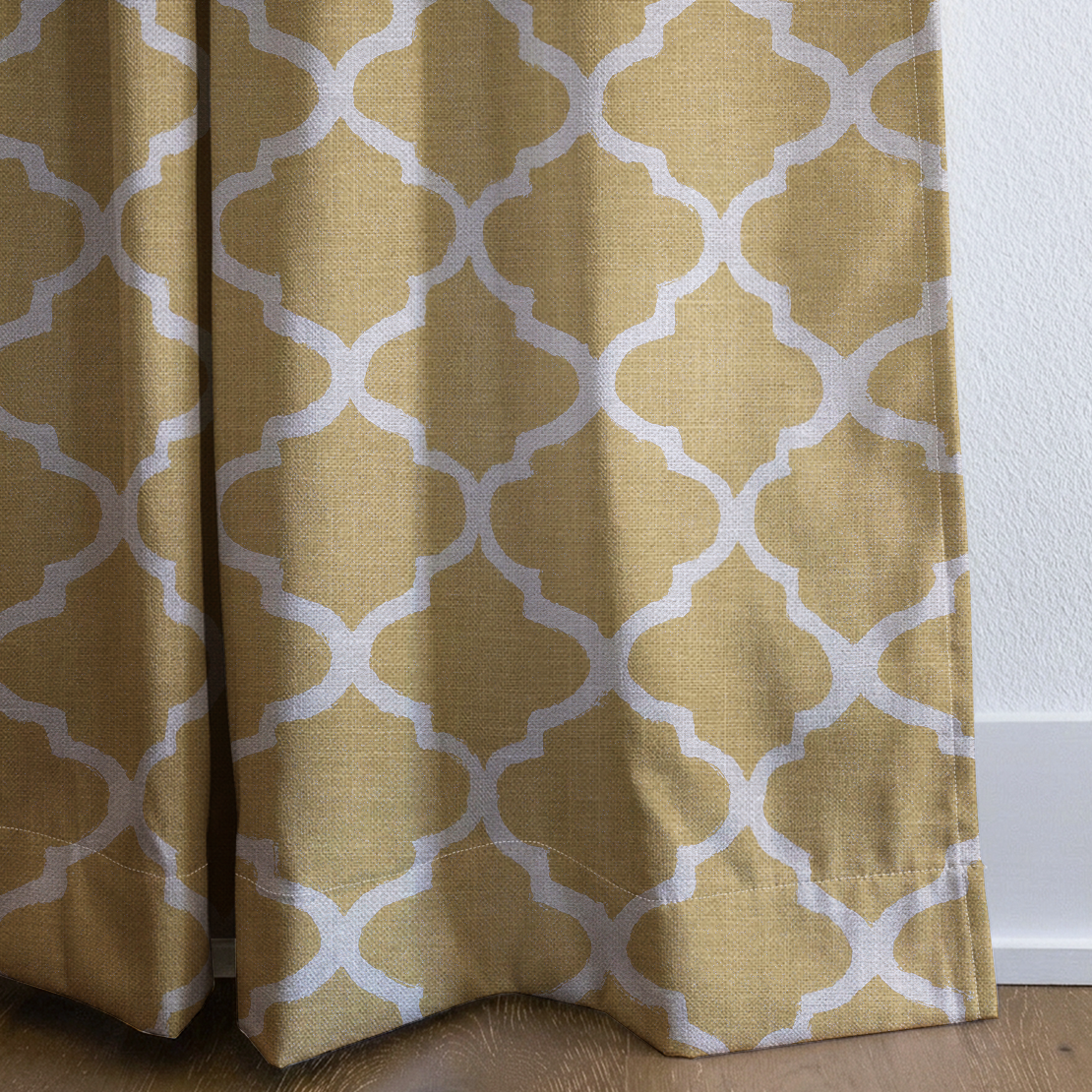 Honey Lattice - Drapery — corner closeup