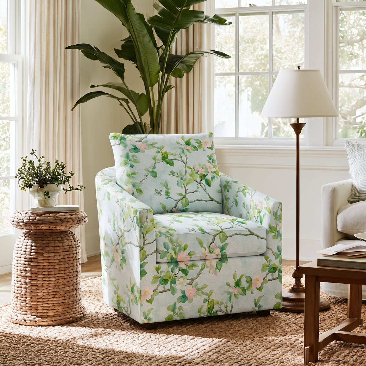The Grace Chair in Ainsley - Lemon Park