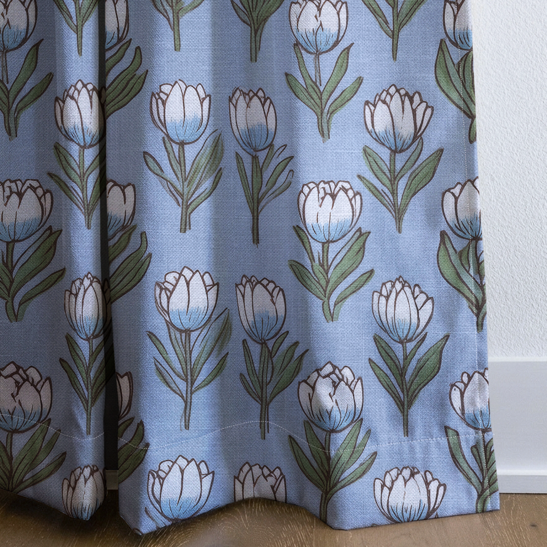 Tulip Parade - Drapery — corner closeup