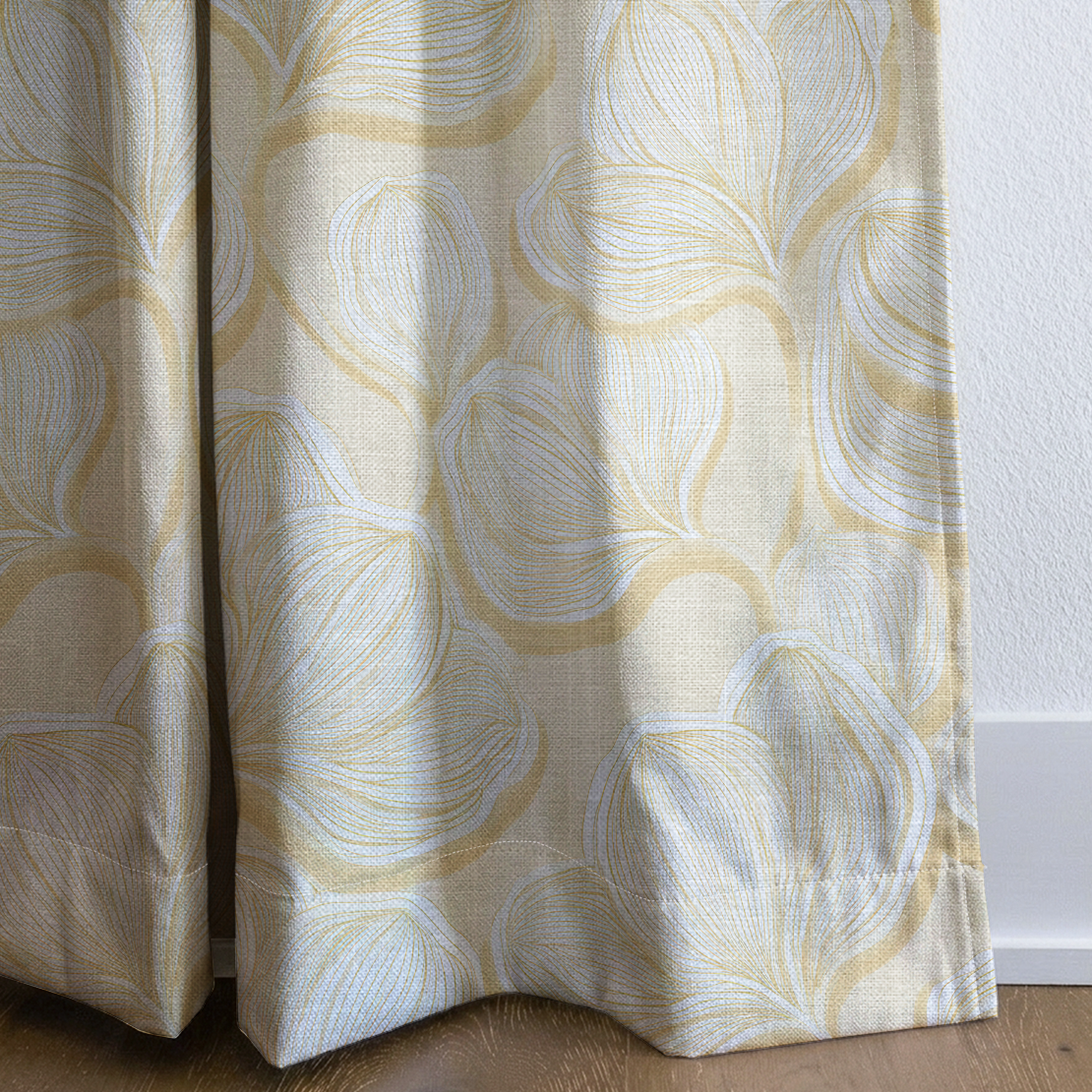 Polaroid Glow - Drapery — corner closeup