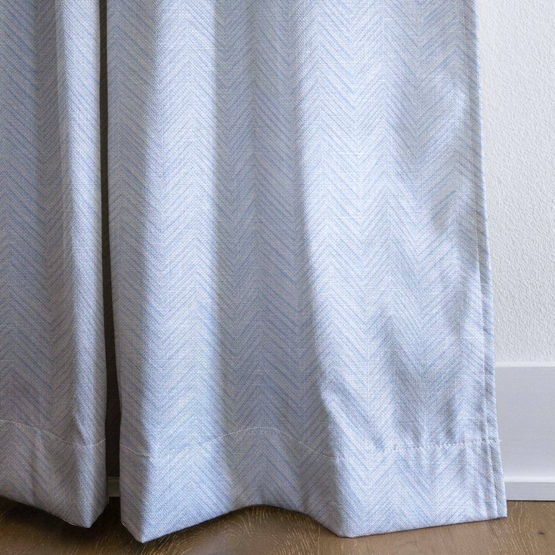 Classic Harmony - Drapery — corner closeup