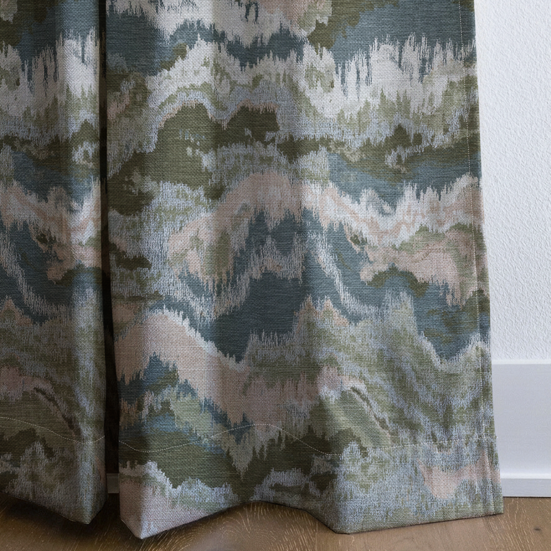 Melodie - Drapery — corner closeup