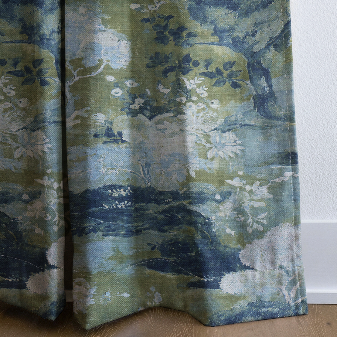 Courtland Chinoiserie - Drapery — corner closeup