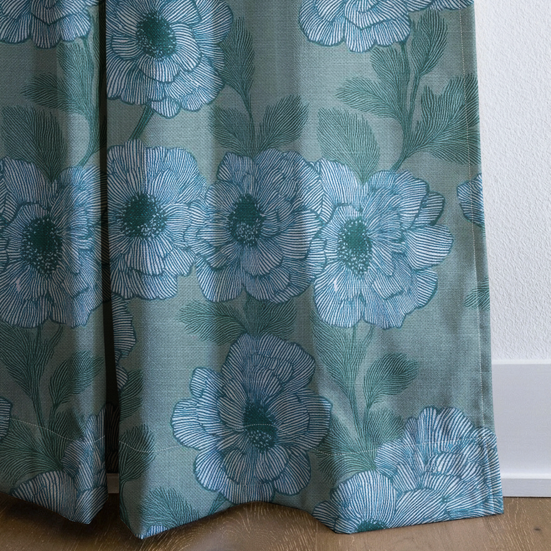 My Robyn - Drapery — corner closeup