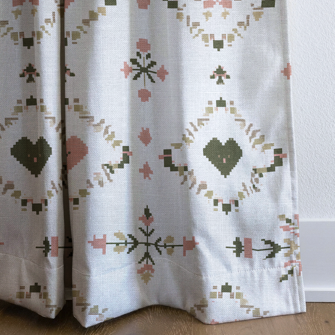 Heartland Stitch - Drapery — corner closeup