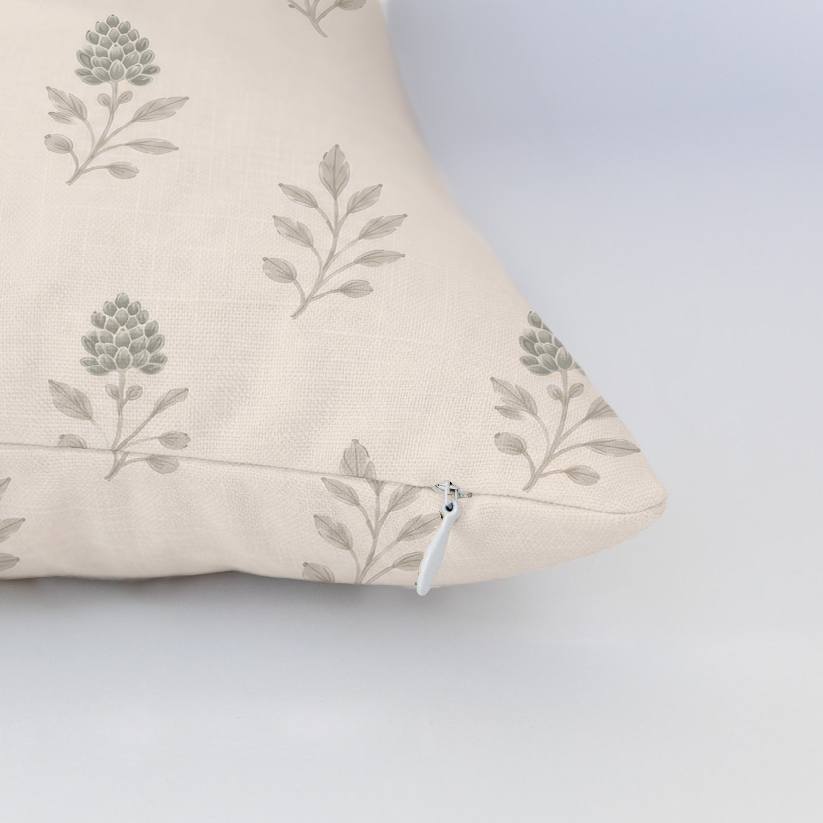 LP645588 LP645588_edge_zipper_light.png