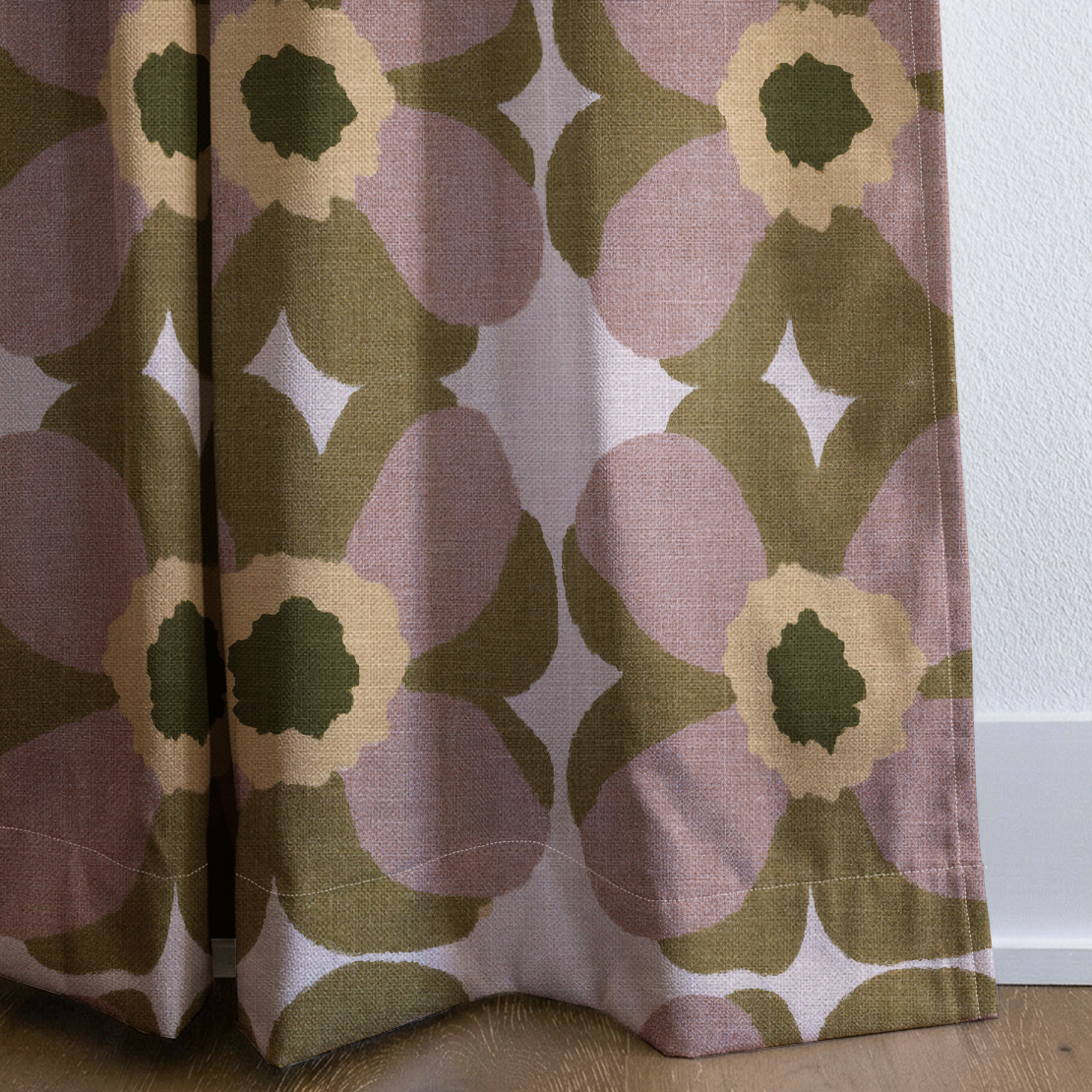 LP656599 corner closeup cropped