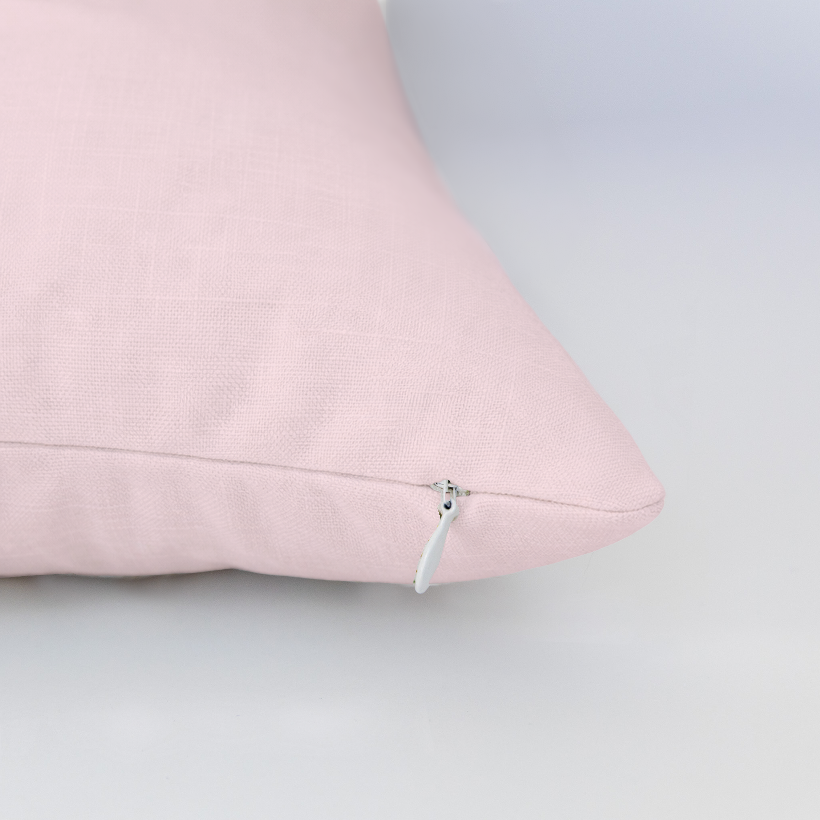 LP665447 LP665447_edge_zipper_light.png