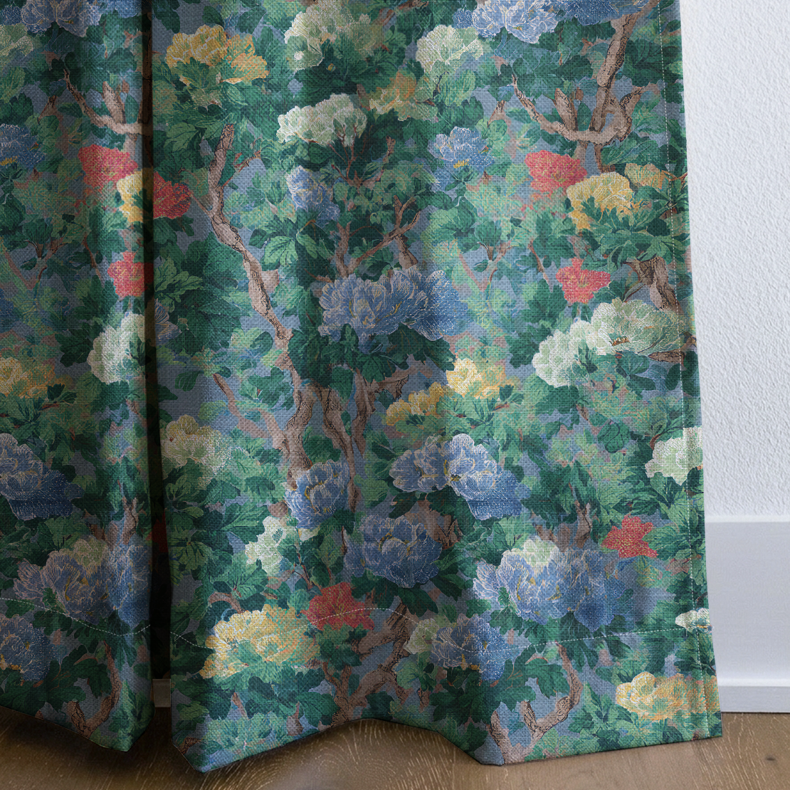 Tangle Brook - Drapery — corner closeup