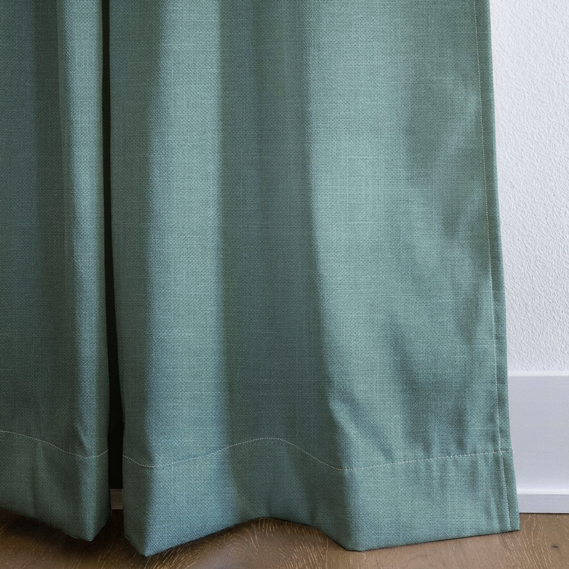 LP701180 corner closeup cropped