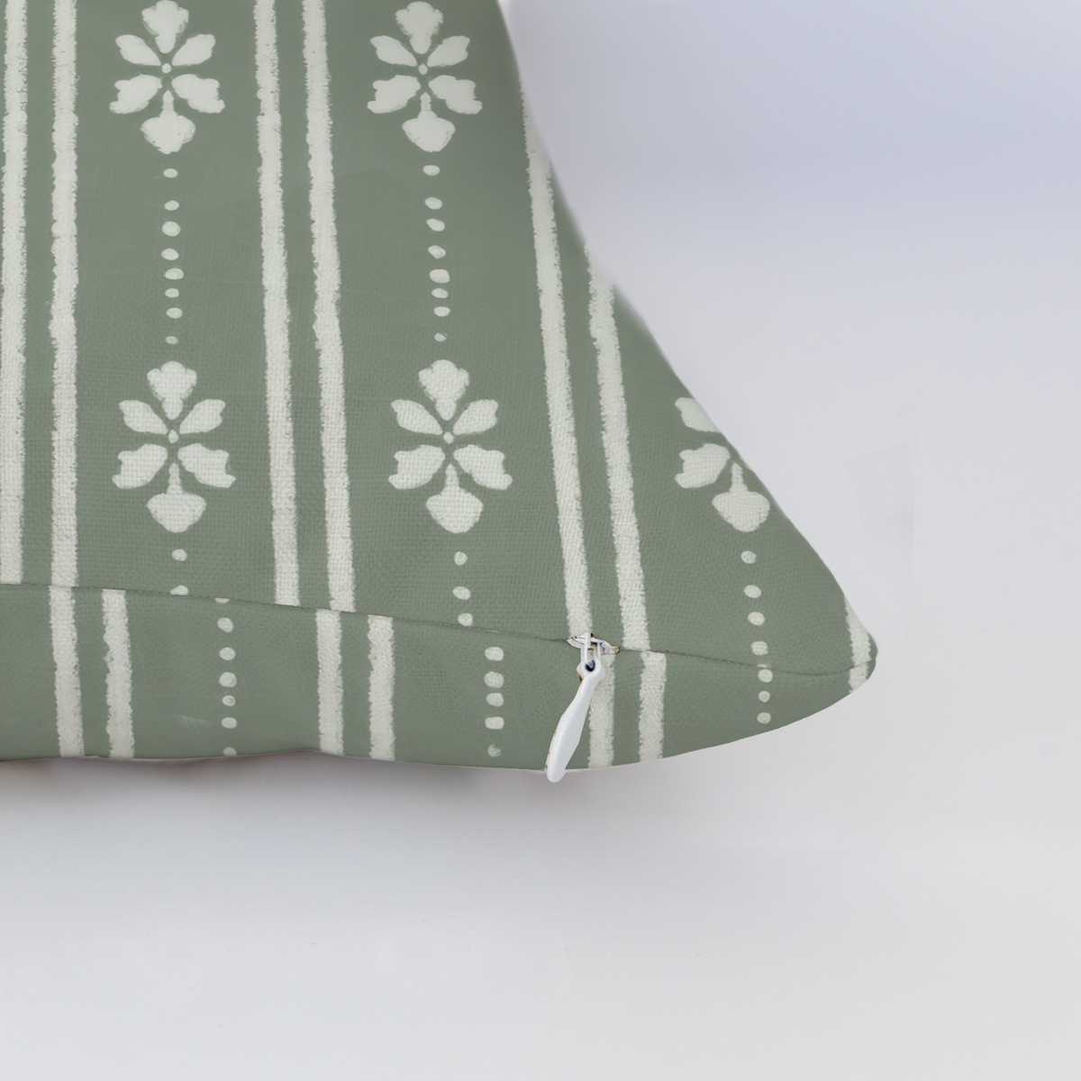 LP711364 LP711364_edge_zipper_light.png