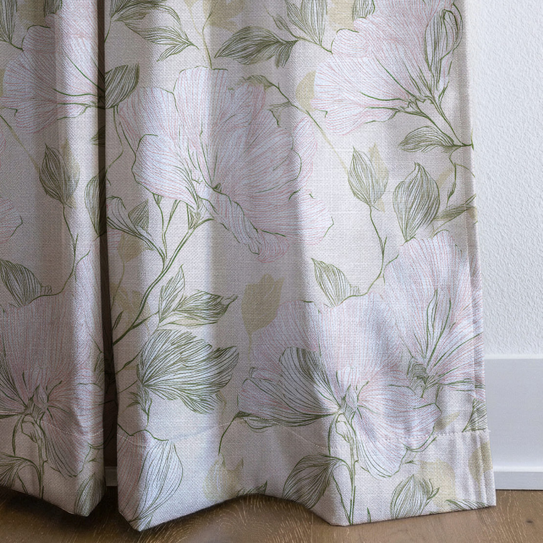 Pamper - Drapery — corner closeup