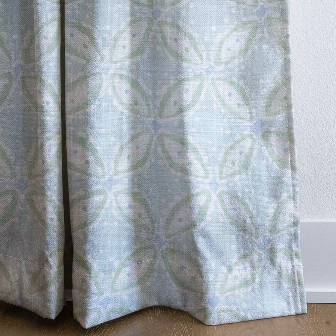 Winter Lace - Drapery — corner closeup
