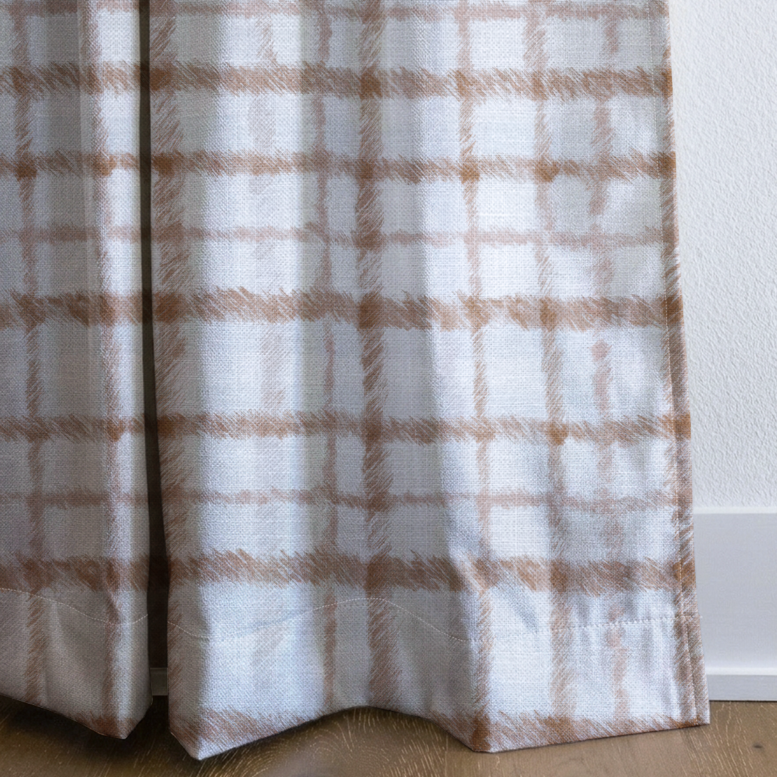 Windsor Grid - Drapery — corner closeup