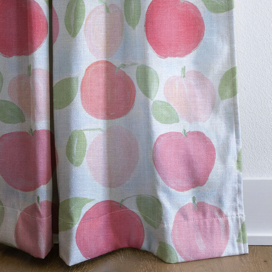 The Big Apple - Drapery — corner closeup