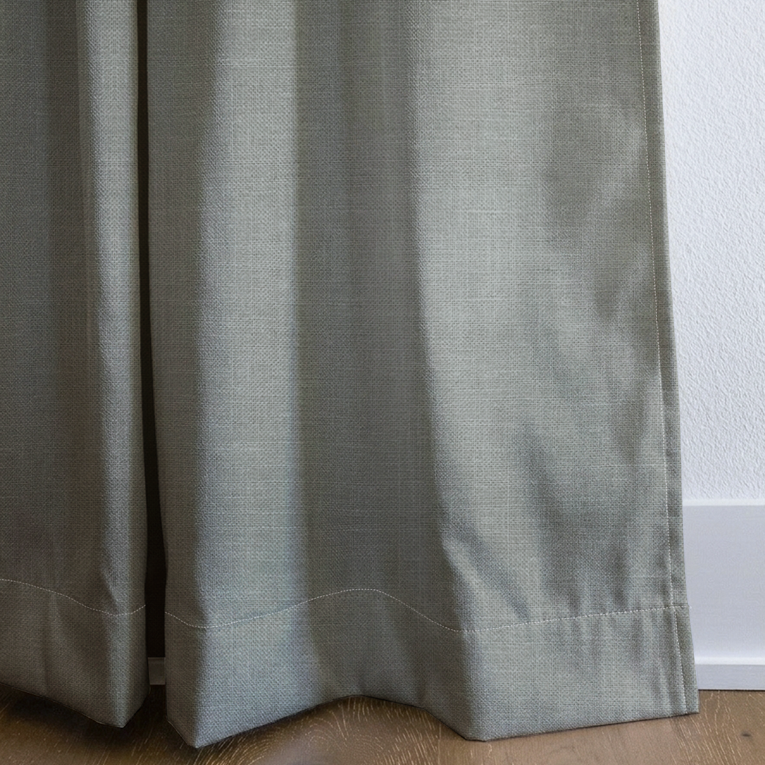 LP778104 corner closeup cropped