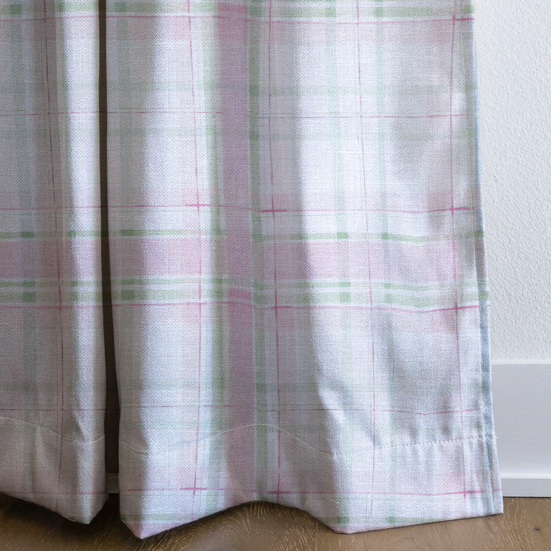 Hadley - Drapery — corner closeup
