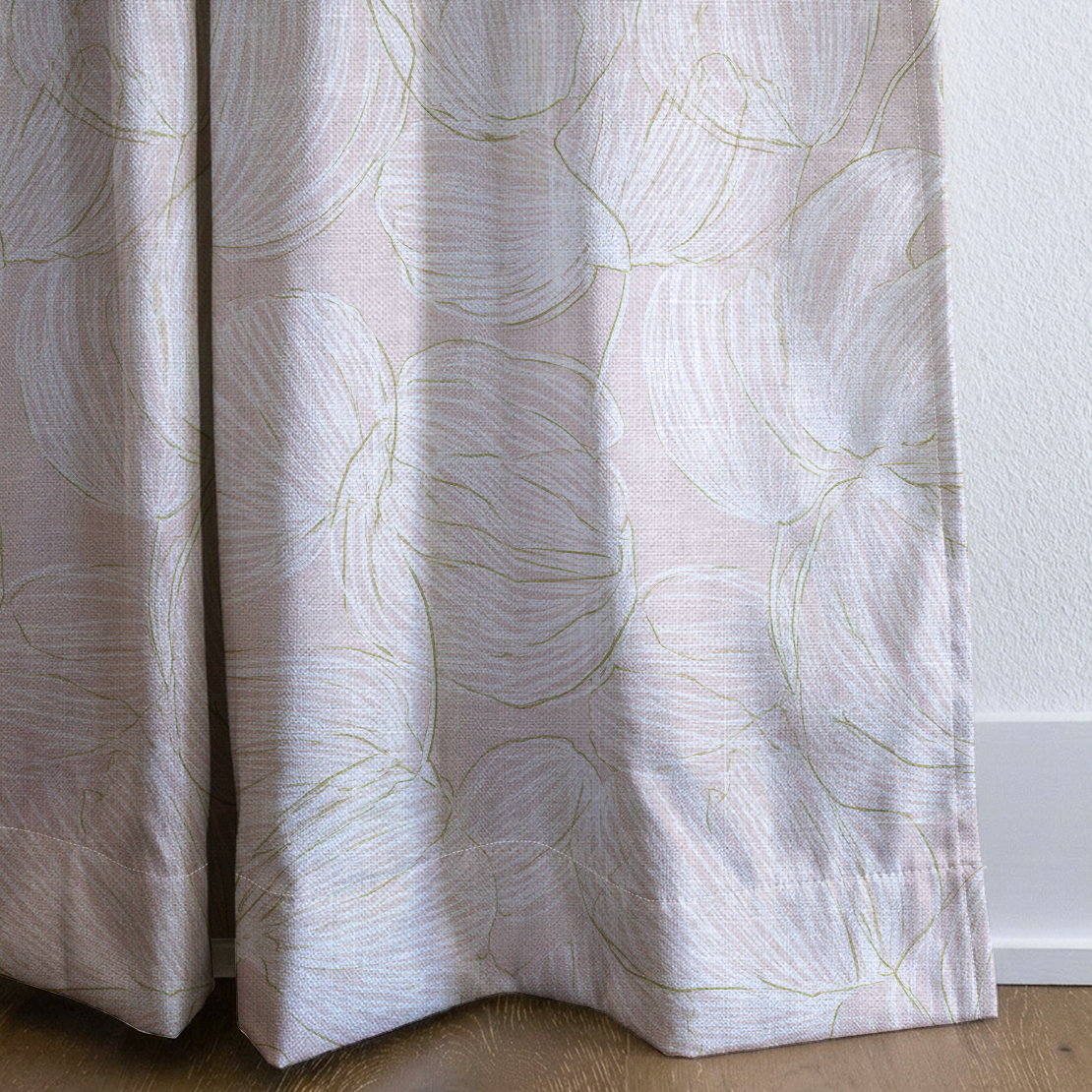 Vanilla Mocha - Drapery — corner closeup
