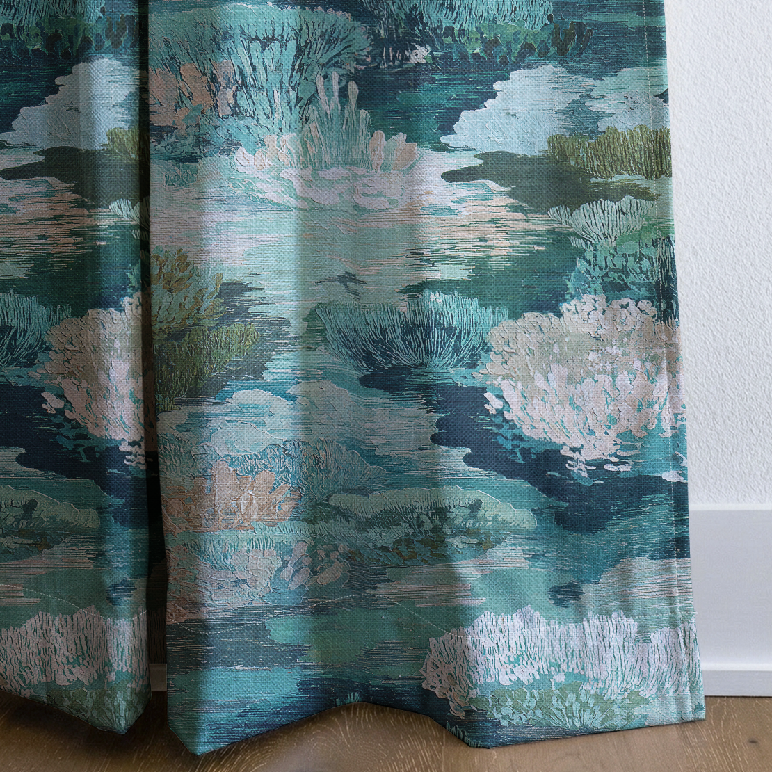Mariners Court - Drapery — corner closeup