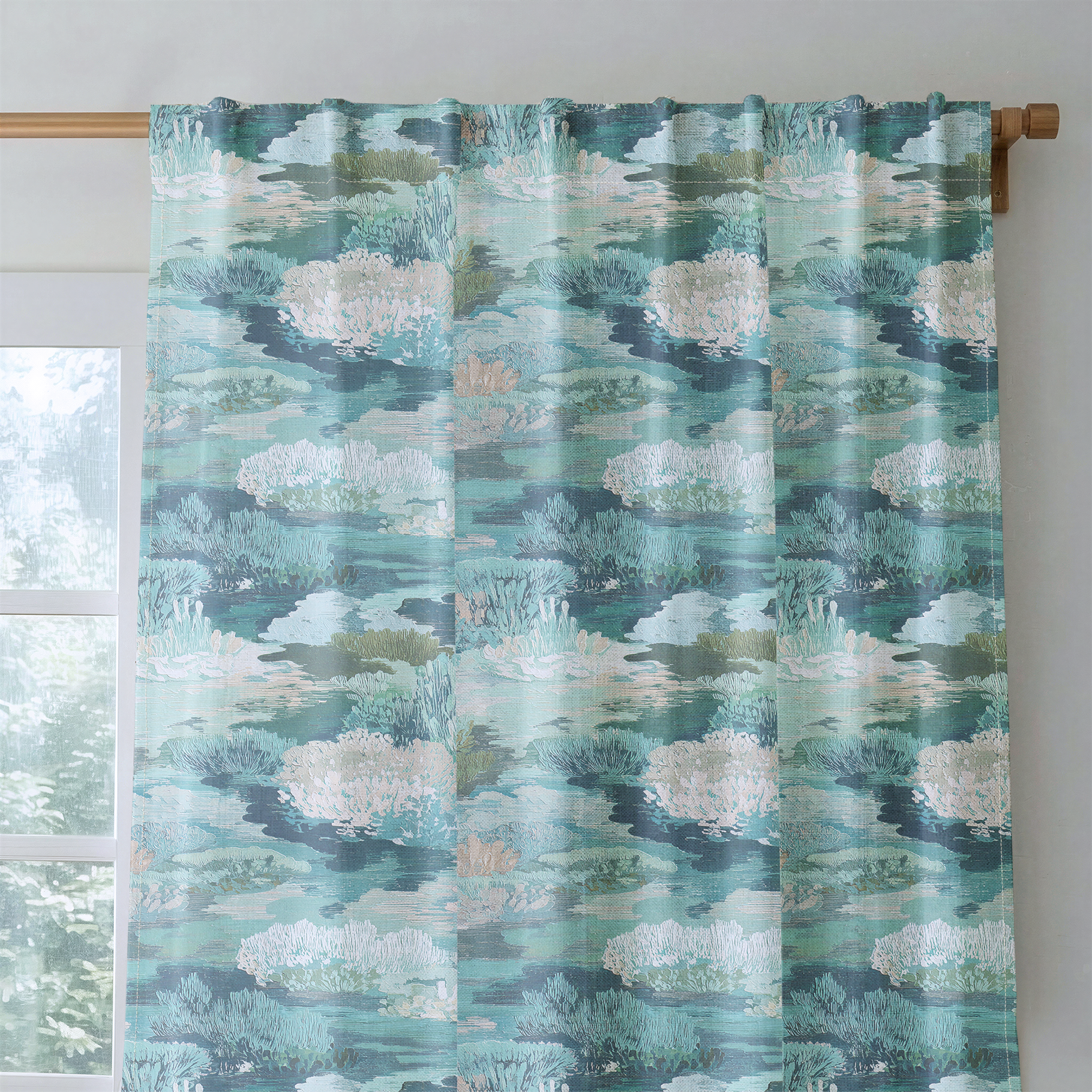 Mariners Court - Drapery — rod