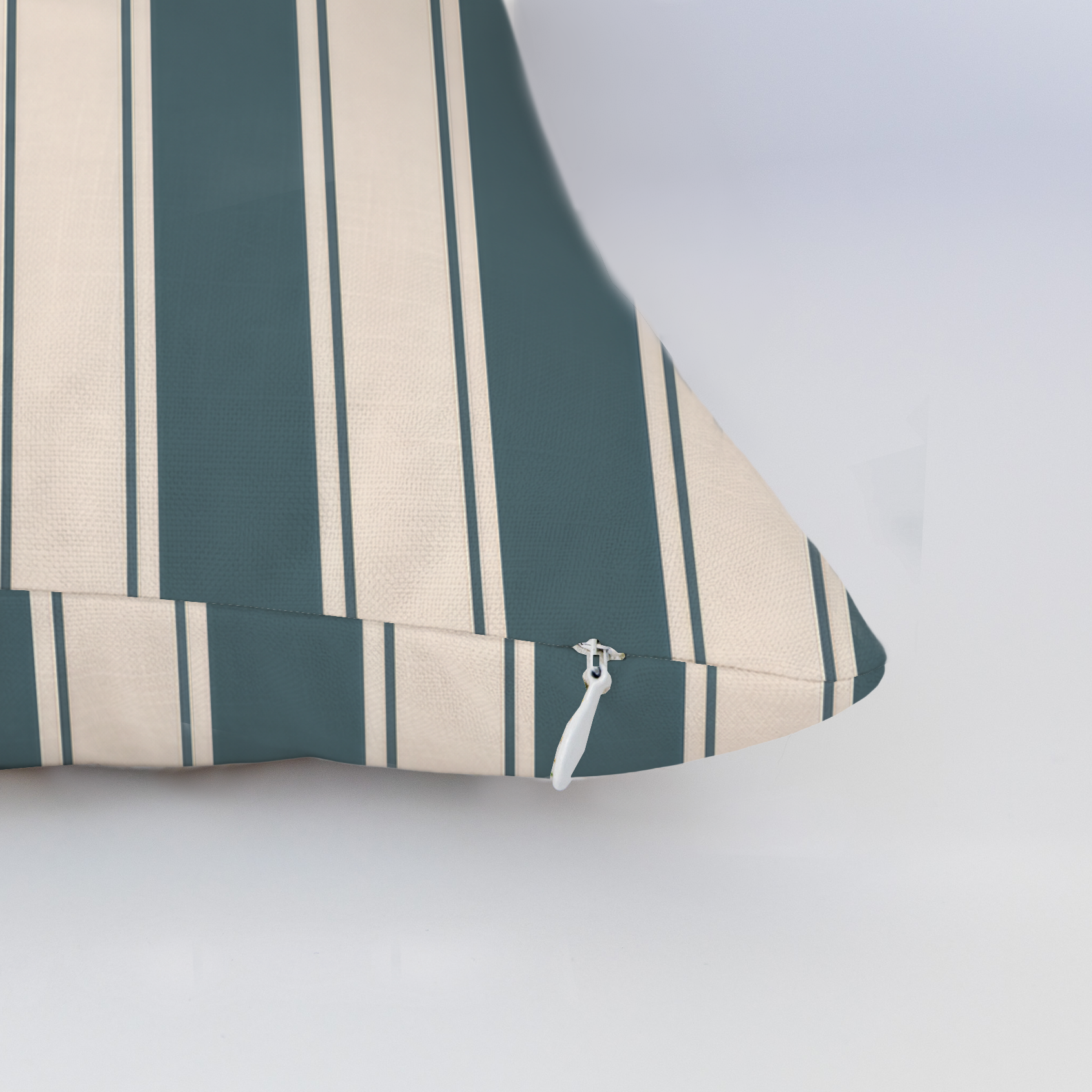 LP864236 LP864236_edge_zipper_light.png
